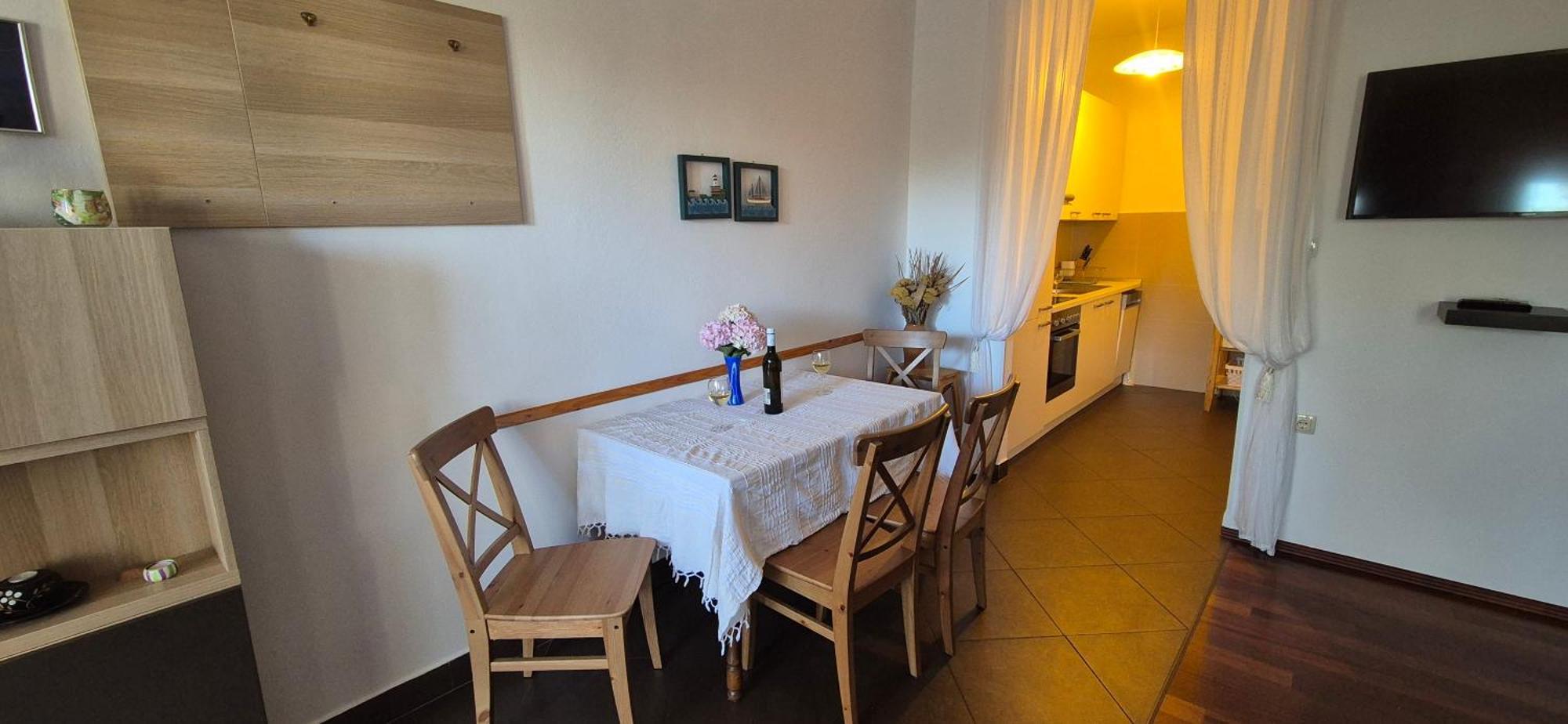 Apartments Golub Krk Town Exterior photo